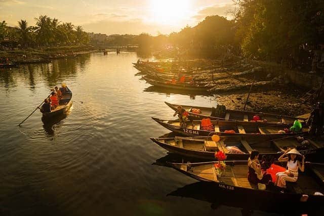 What is the Cheapest Country to Travel to in Asia